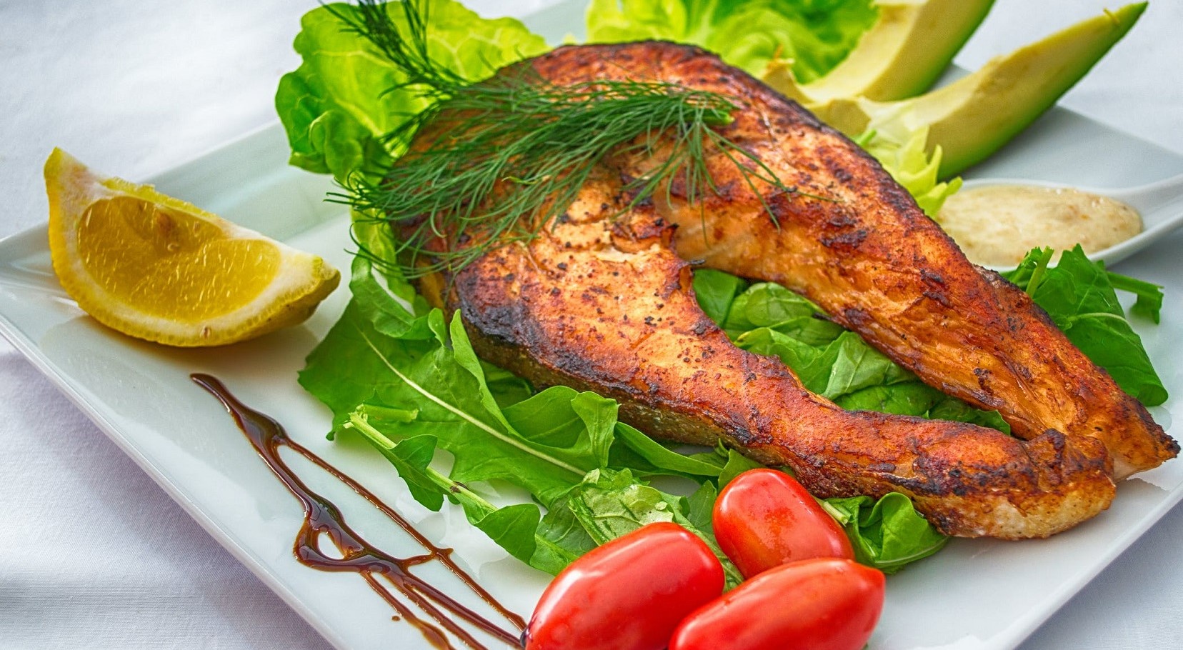 Lachs enthält viel Vitamin D ©pexels