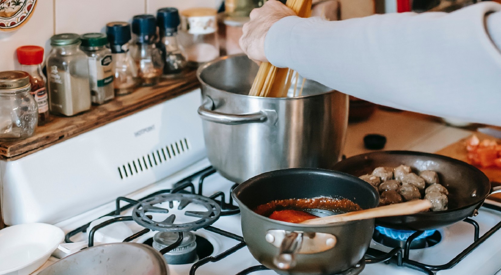 Spagetti kochen ©Gary Barnes/pexels